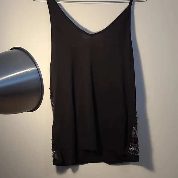 Top by HnM.. - Picture 2 of 5